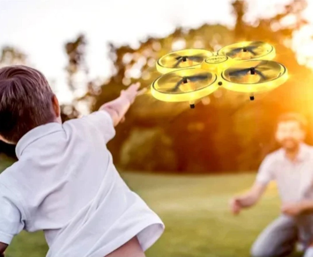 Alum Dron ovládaný pohybem ruky, obrázek 4